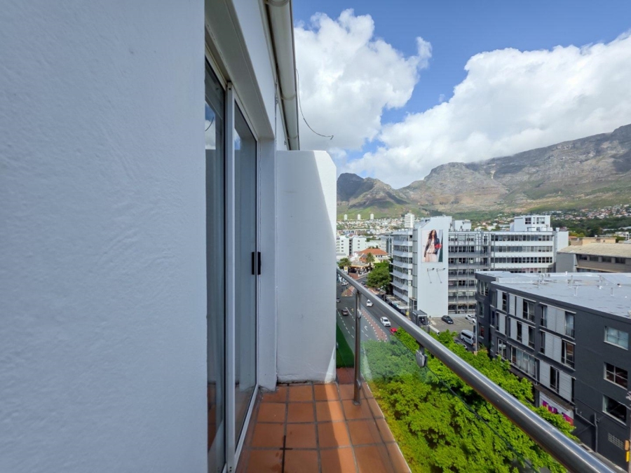 1 Bedroom Property for Sale in Cape Town City Centre Western Cape